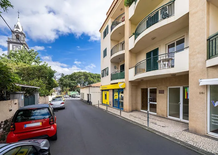 Park Modern & Cozy Apartment